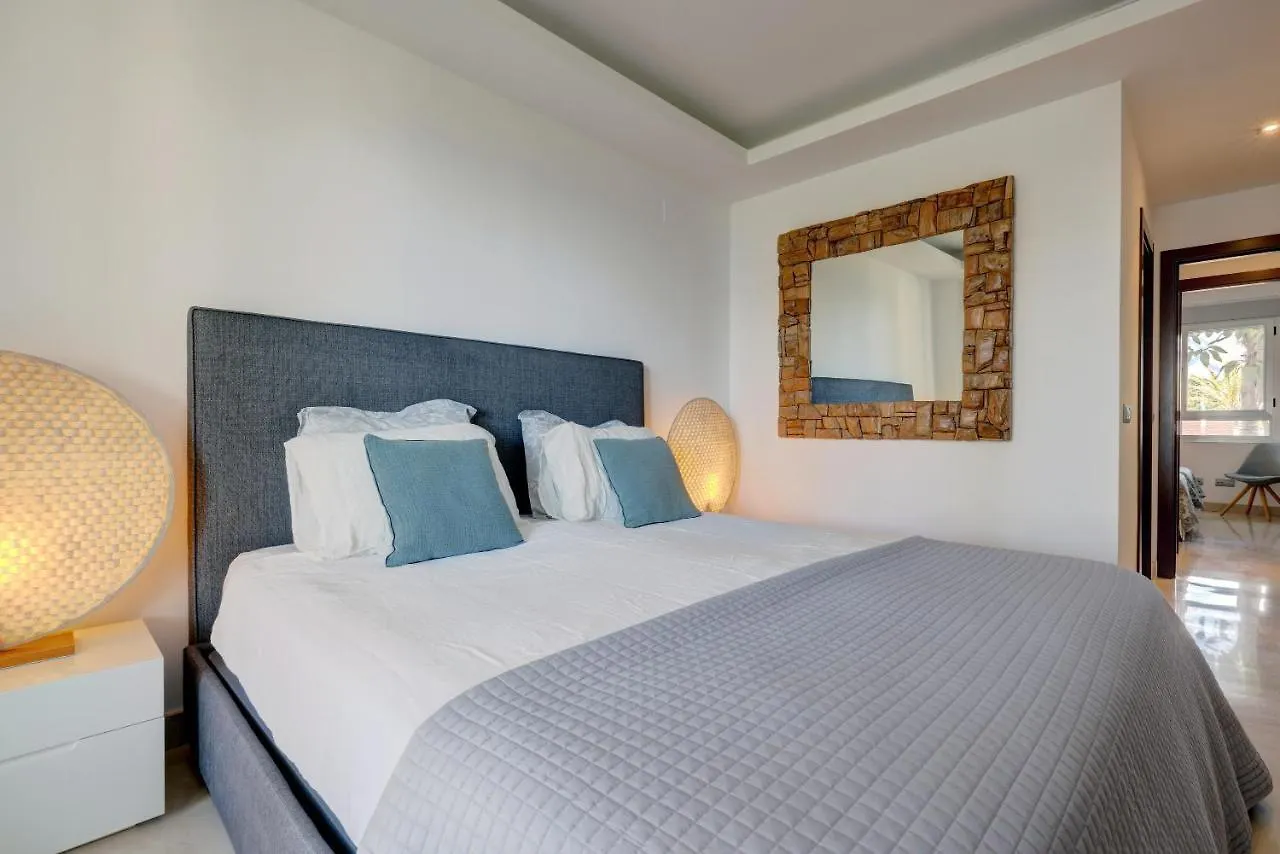 Modern Frontline Beach - Estepona 0*,  Spagna